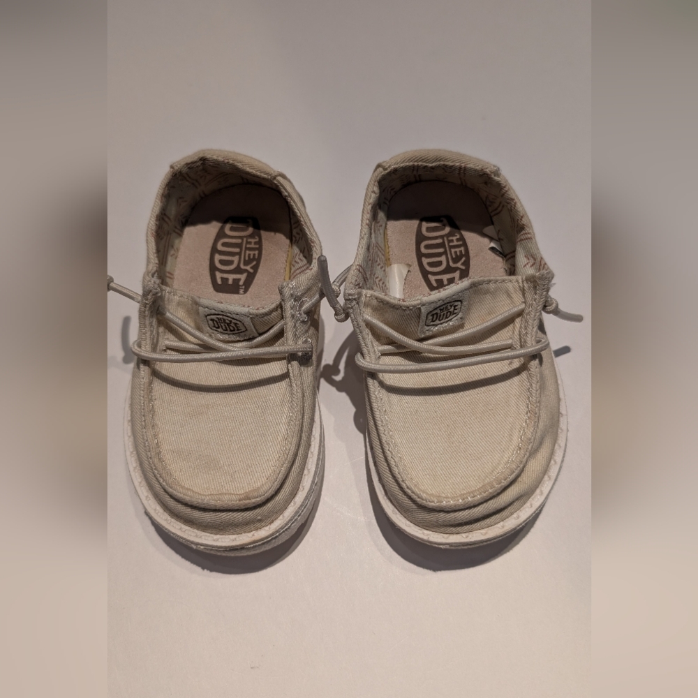 Hey Dude Kids' Tan Slip‎ Ons